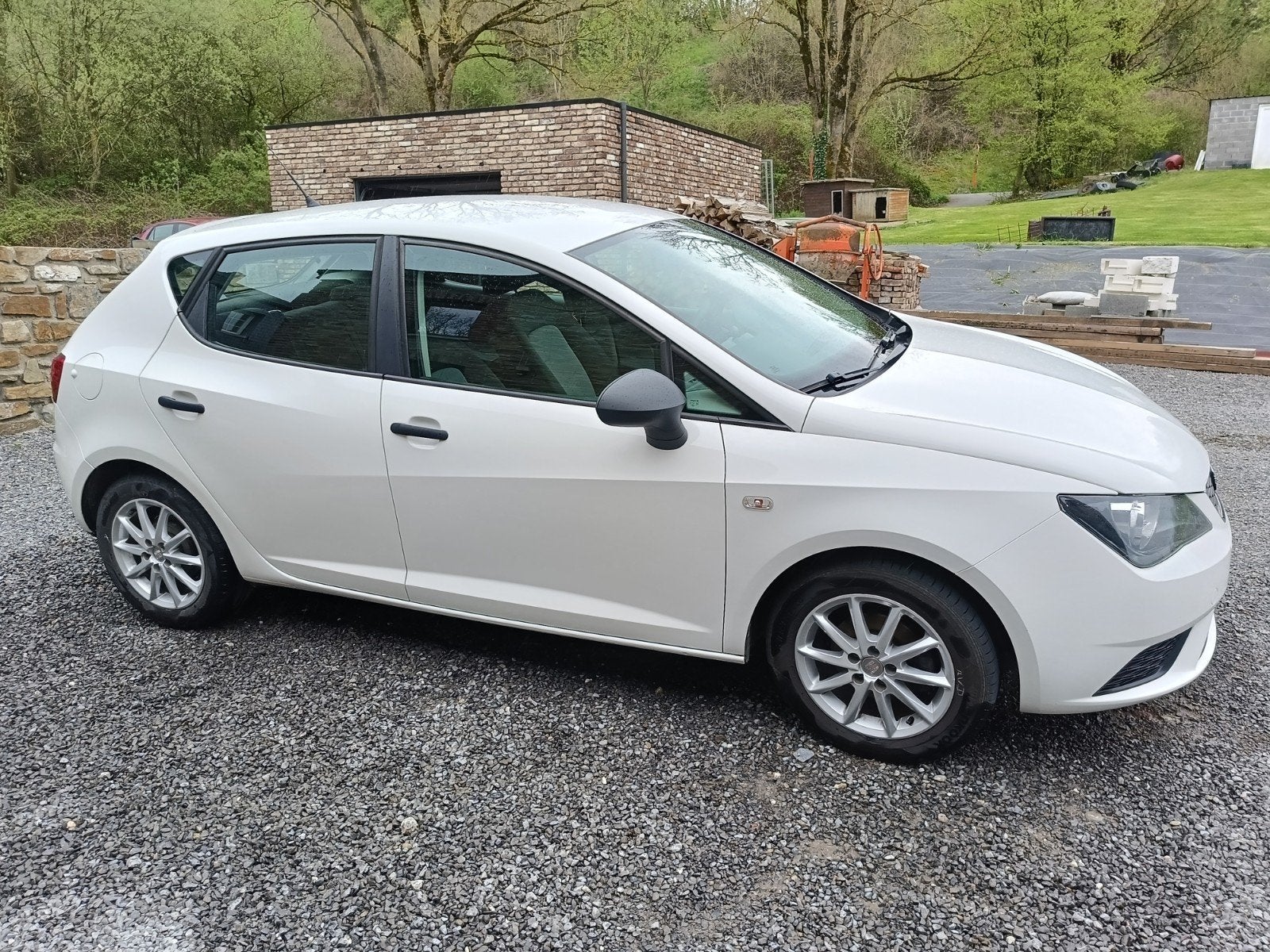 Seat Ibiza + bandenset met wintervelgen, Auto's, Seat, Particulier, Te koop, Radio, Ibiza