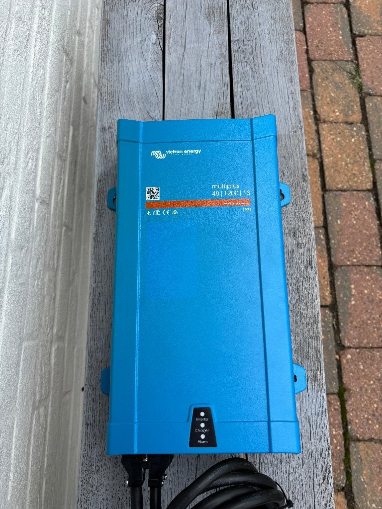 Victron MultiPlus 48/1200/13 – 48V omvormer/lader, Ophalen of Verzenden, Zo goed als nieuw, Kabel of Apparatuur
