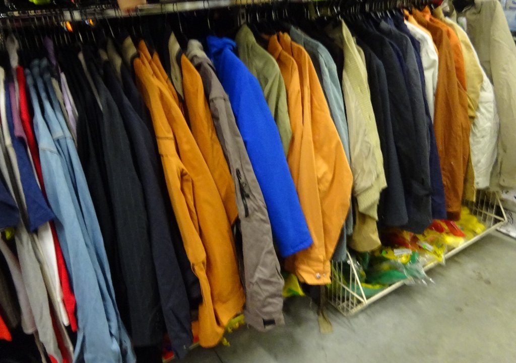 NIEUW Partijtje van 2200 stuks kwaliteit kleding voor Heren,, Ophalen, Nieuw, Overige maten