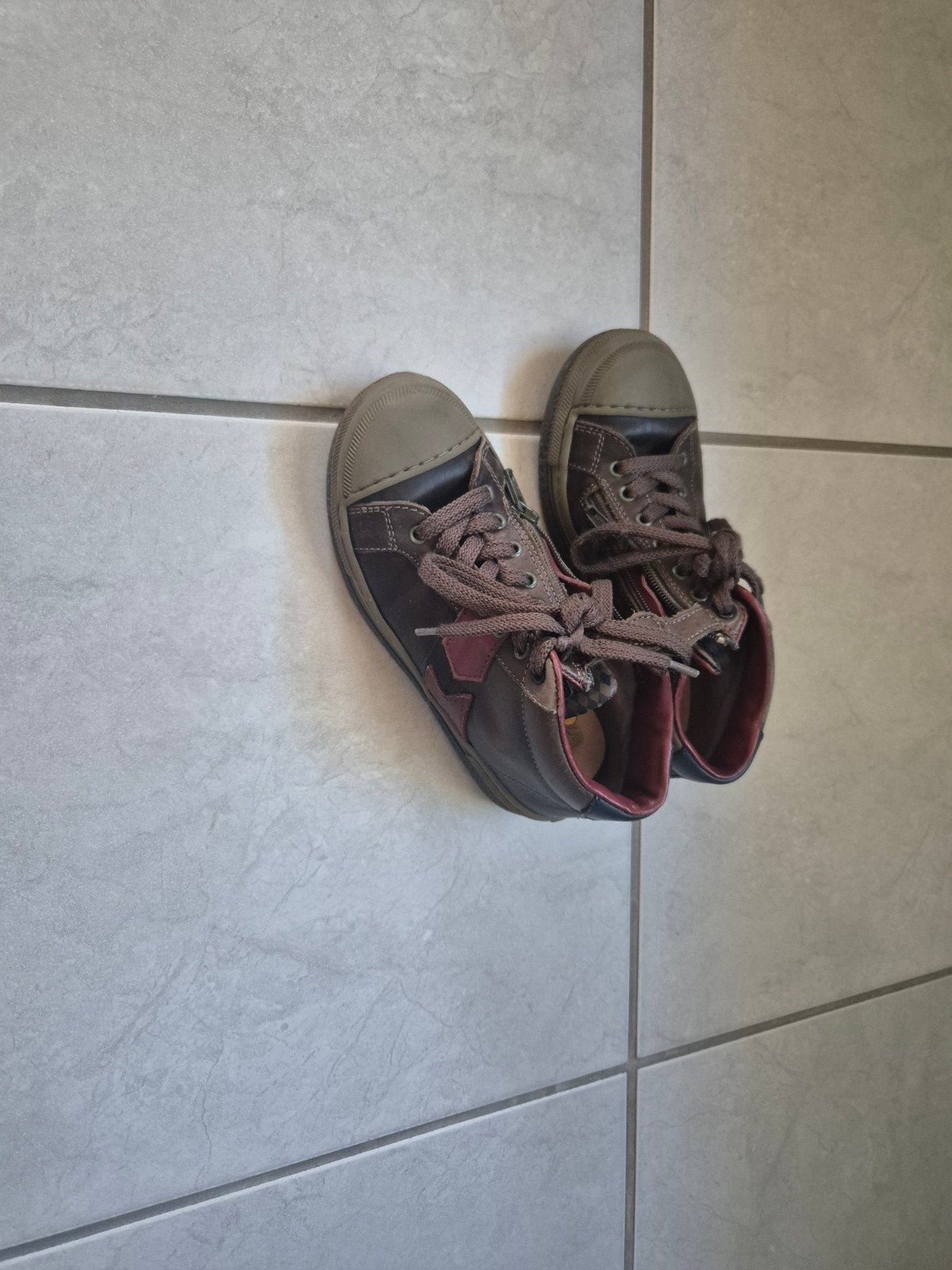 Stones en Bones Schoenen MT 30, Kinderen en Baby's, Schoentjes, Ophalen of Verzenden, Zo goed als nieuw, Stones and bones