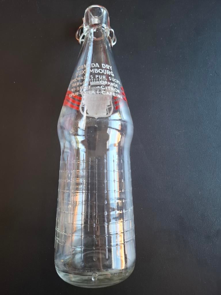 Bouteille en verre Canada Dry, Enlèvement ou Envoi
