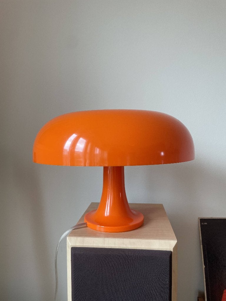 Artemide Nesso - lampe design orange - Giancarlo Mattioli, Maison & Meubles, Lampe d'ambiance, Orange, Comme neuf, Synthétique