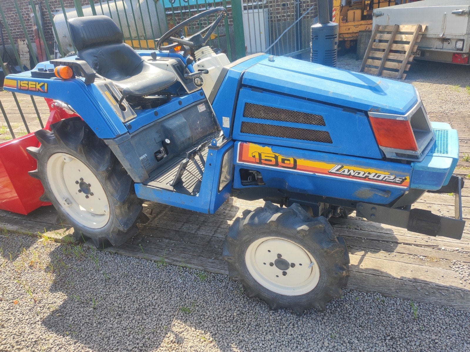 Mini tractor, Zakelijke goederen, Ophalen