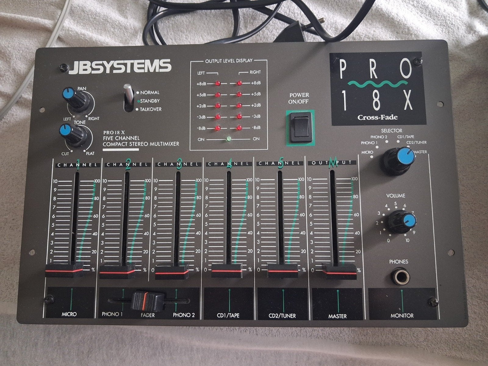 Mixeur JB systems PRO18X, Musique & Instruments, Enlèvement, Utilisé, Moins de 5 canaux, Entrée micro