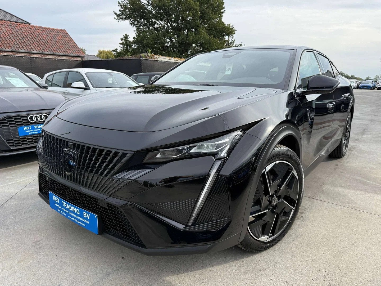 Peugeot 408 1.2i TURBO HYBRID GT-LINE AUTOMAAT NAVI LEDER FU, Auto's, Automaat, Gebruikt, 1199 cc, Zwart