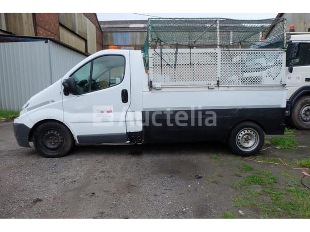 Camionnette utilitaire plateau Renault Trafic (2013-214.606, Achat, Entreprise, TVA déductible, Autres carburants