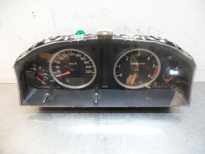 Instrument de bord d'un Nissan Almera (Almera 02-), Autos : Pièces & Accessoires, -, 3 mois de garantie, Utilisé, -