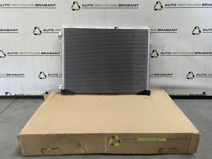 Condensateur clim d'un Renault Trafic, -, 3 mois de garantie, Utilisé, -