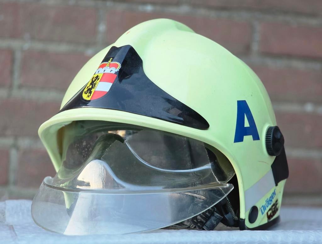 Brandweerhelm brandweer Oostenrijk Salzburg Gallet F1sa, Ophalen of Verzenden