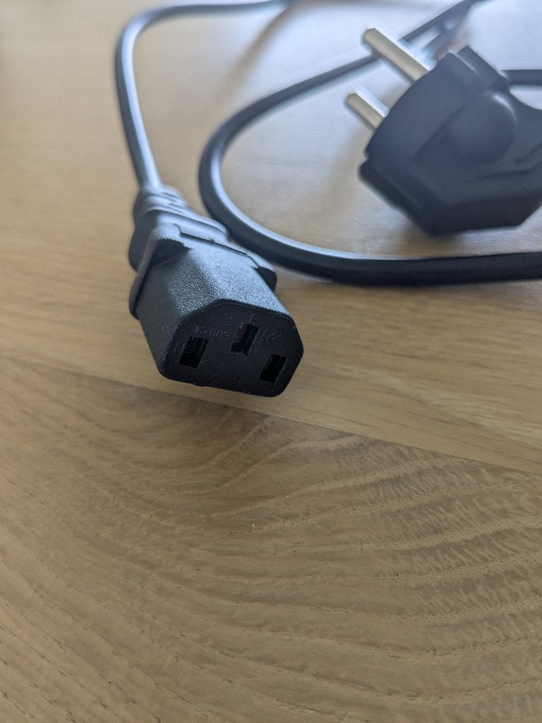 Voedingskabel stroomkabel IEC13 120 cm, Ophalen, Zo goed als nieuw