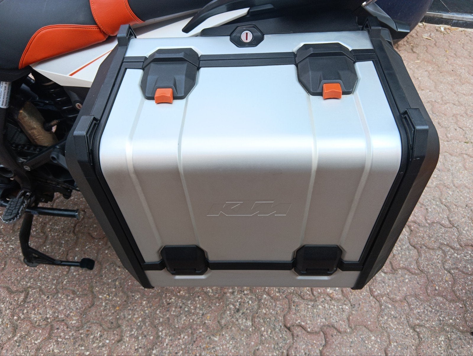 2 valises KTM 1290  Super adventure état nf, Enlèvement