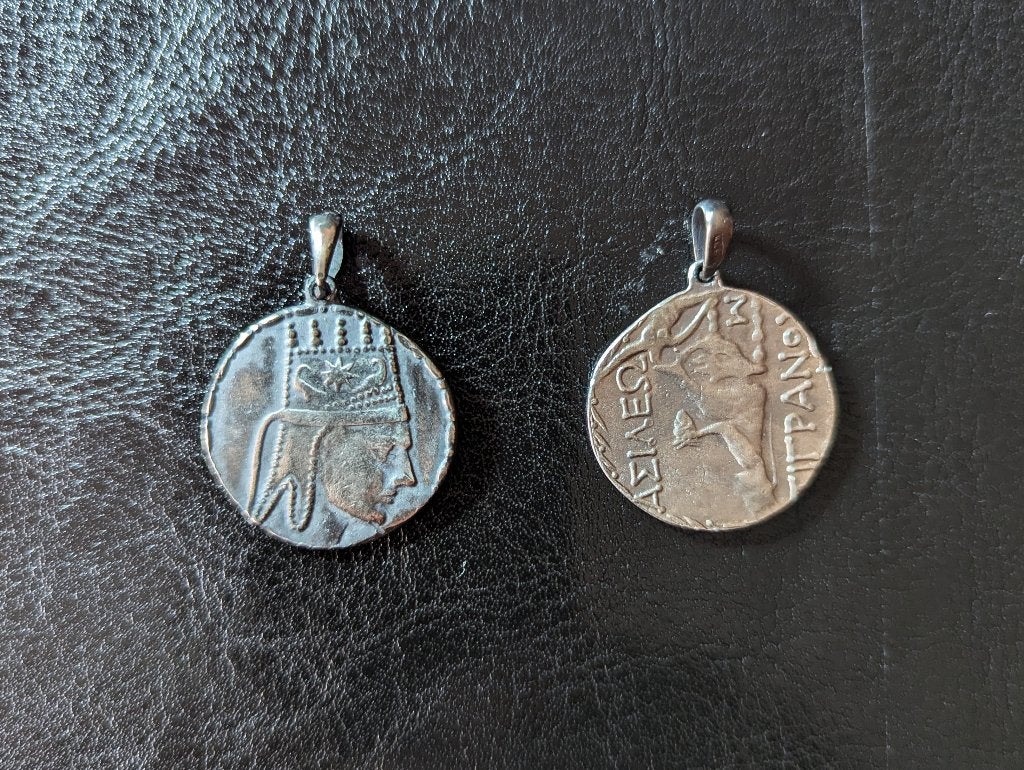Un pendentif en argent, Comme neuf, Croix ou Symbole, Argent, Argent