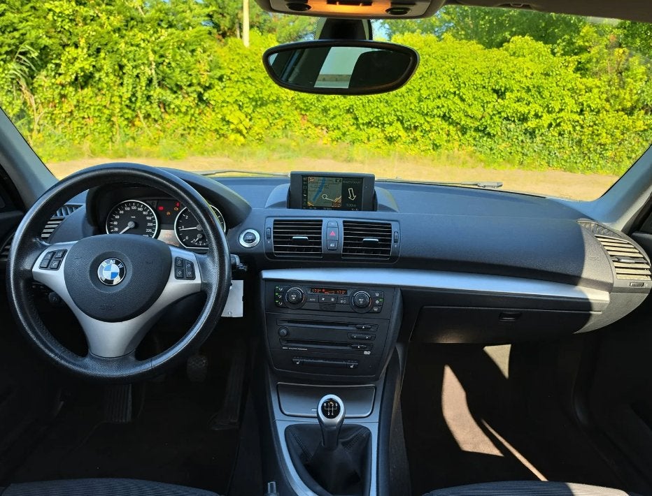 BMW 1-serie 116i High Executive, Auto's, Zwart, Particulier, Euro 4, Onderhoudsboekje