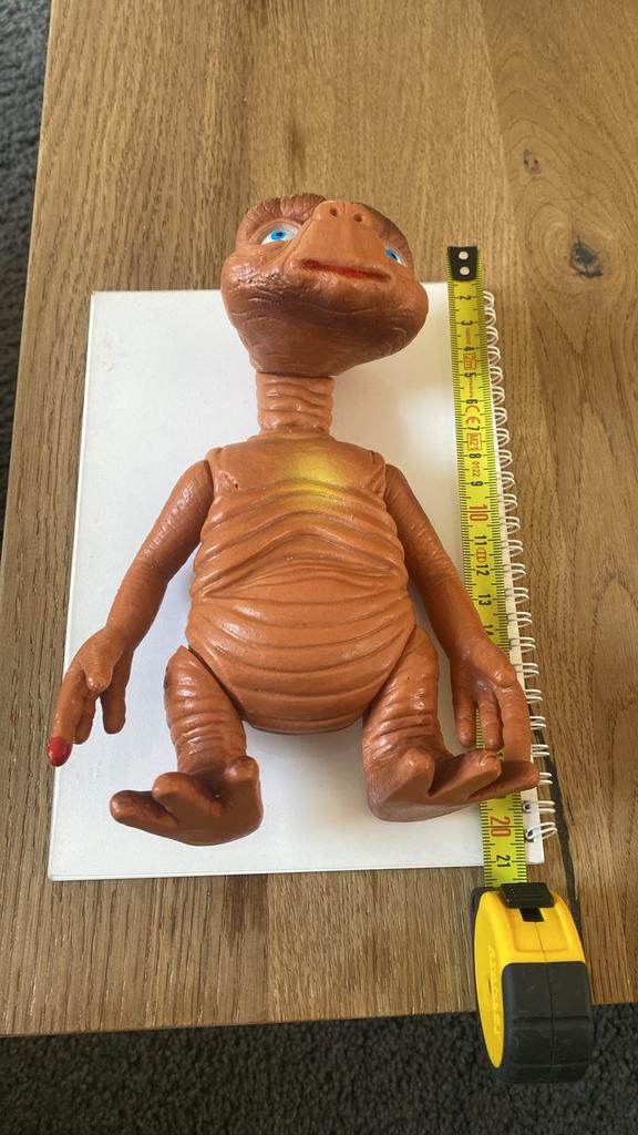 Figurine ET l extraterrestre, Enlèvement