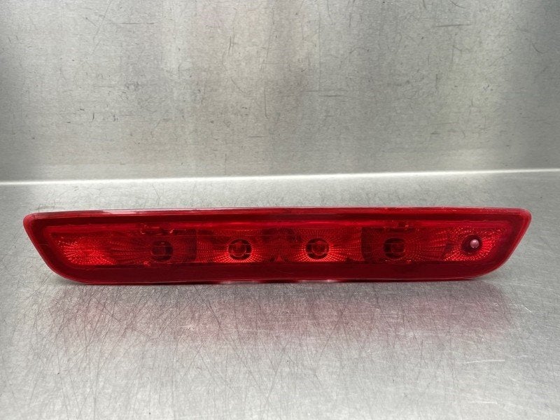 FEU STOP CENTRAL ARRIERE Toyota Aygo (B40) (01-2014/06-2018), Utilisé, Toyota
