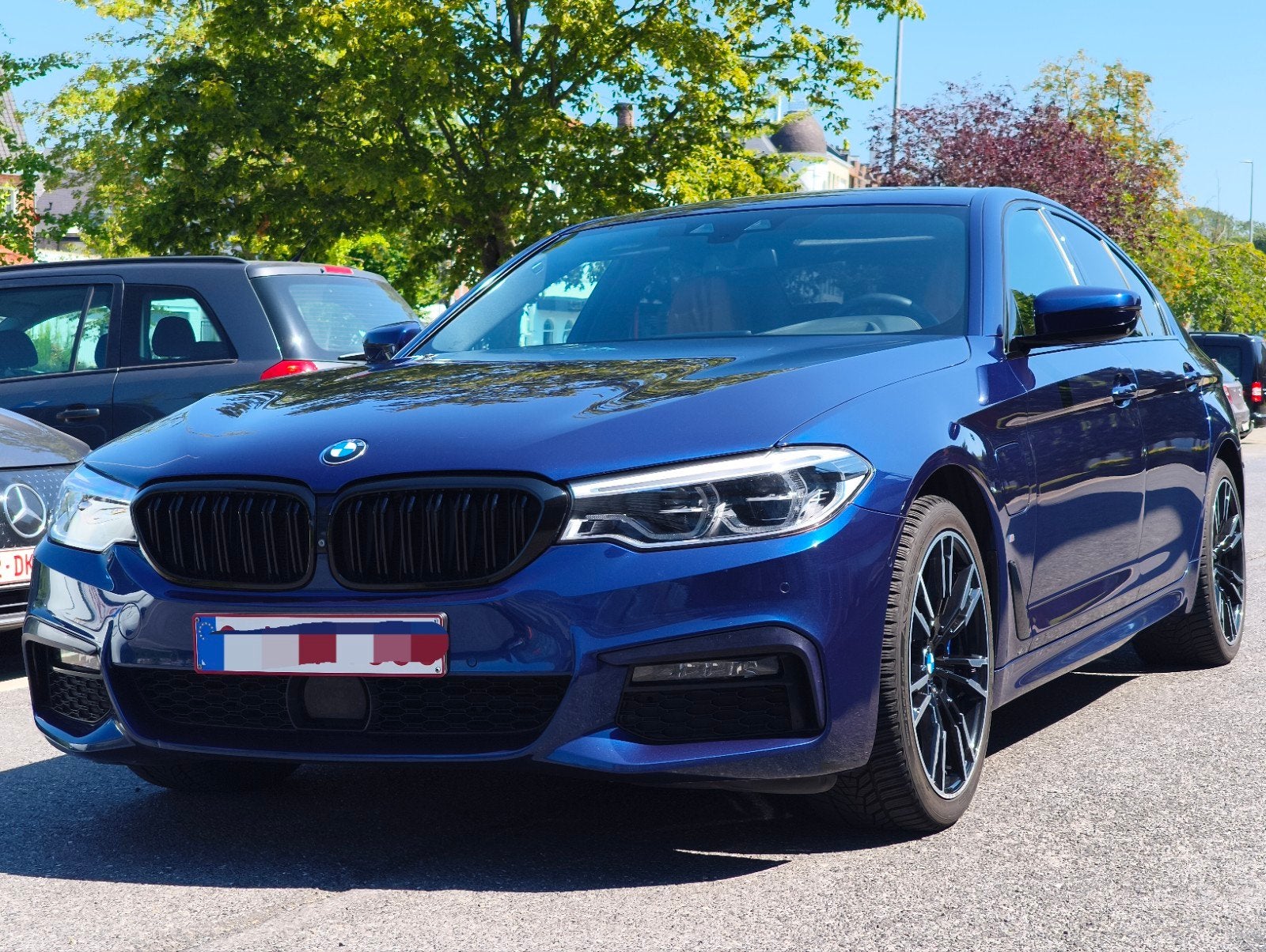 BMW 530e individual, Auto's, BMW, Euro 6, 4 cilinders, Blauw, Leder