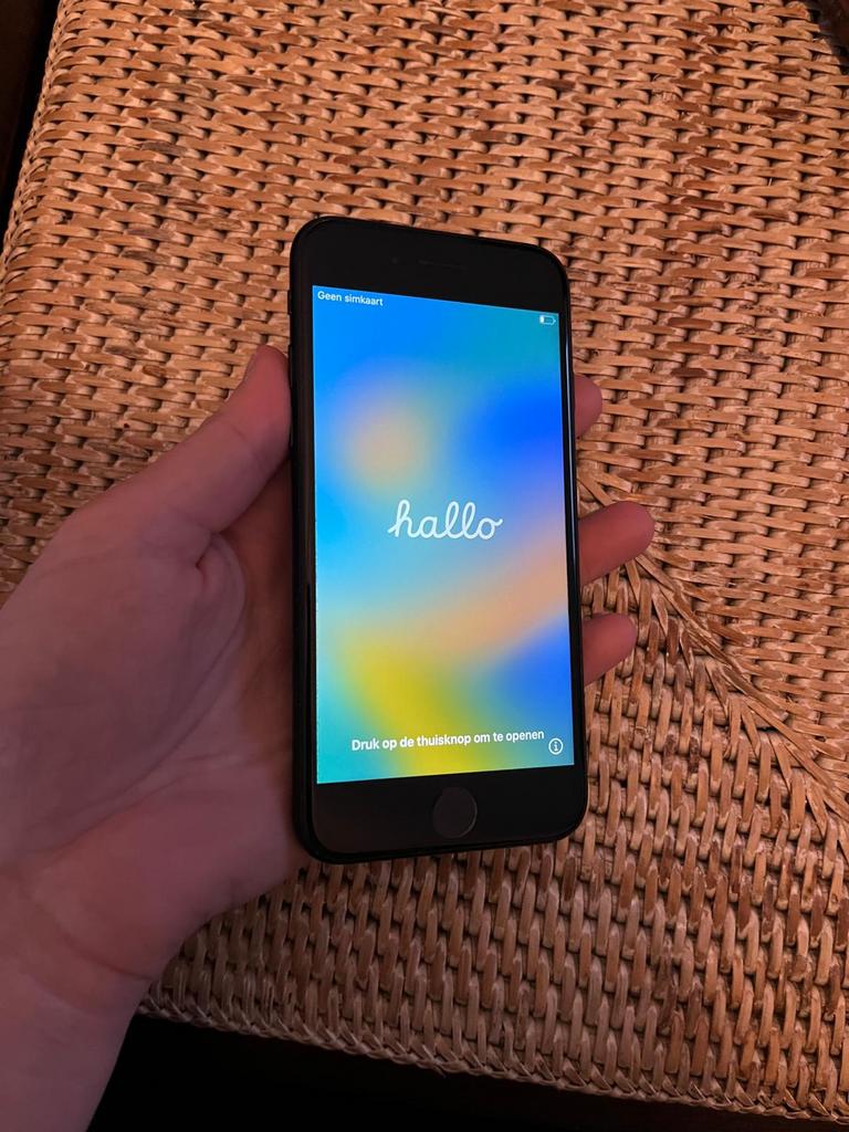 Iphone SE Black 64GB, Télécoms, Téléphonie mobile | Apple iPhone, 77 %, Comme neuf, Enlèvement, 64 GB