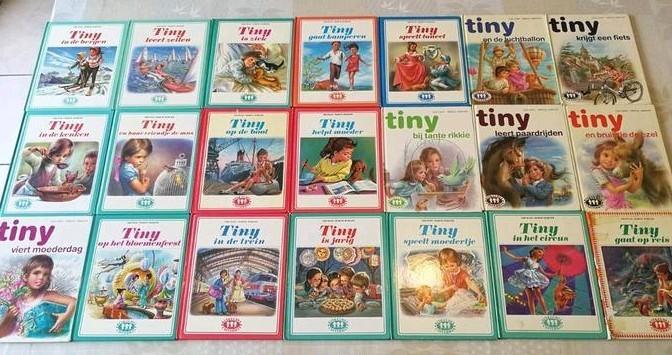 Tiny boekjes. Zie foto's. Lot alles samen, Ophalen, Gelezen