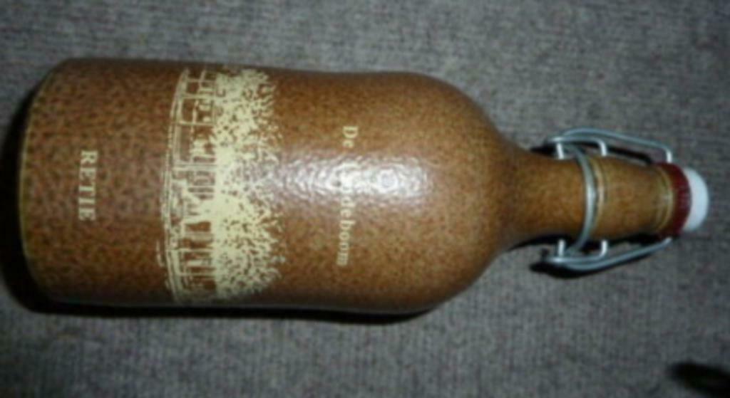 # stenen fles DE LINDEBOOM ~ RETIE " Bruin " Brij. Sterkens, Verzamelen, Biermerken, Ophalen of Verzenden, Gebruikt, Flesje(s)