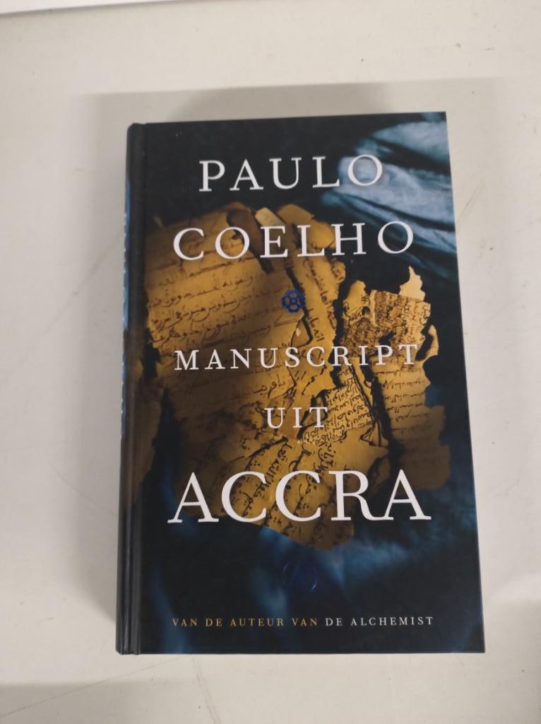 Paulo Coelho - Manuscript uit Accra, Ophalen of Verzenden, Zo goed als nieuw