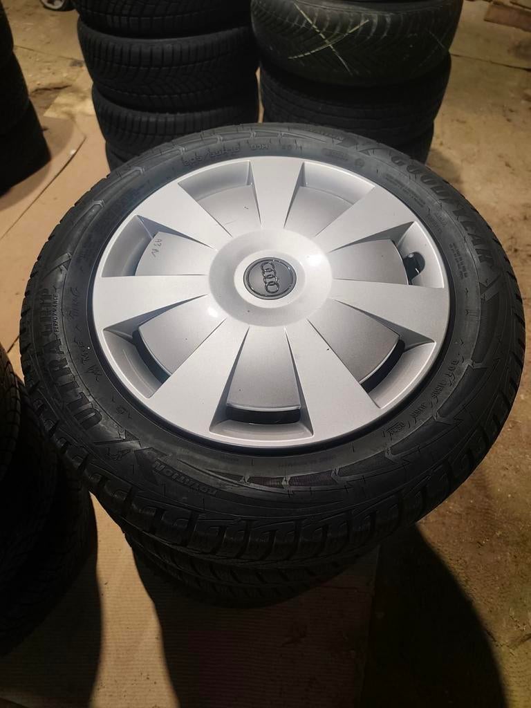 Jante et pneus 4 saisons neuf Audi A3  golf 5 , 6, 7 5x112, Autos : Pièces & Accessoires, Pneus & Jantes, Pneus et Jantes, Pneus hiver