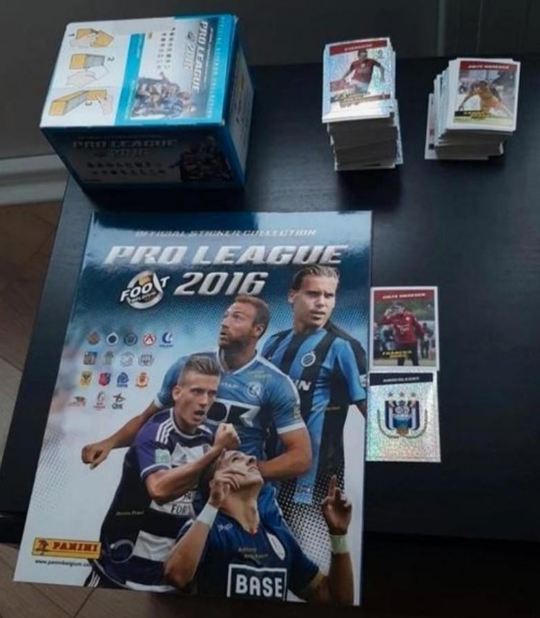 COMPLETE SET 2016 PANINI, Verzamelen, Verzenden, Zo goed als nieuw