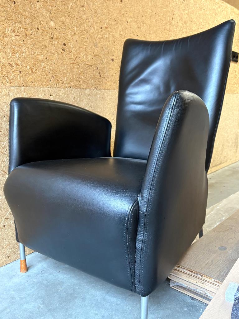 Twee lederen stoelen, Huis en Inrichting, Ophalen, Gebruikt, Twee, Zwart