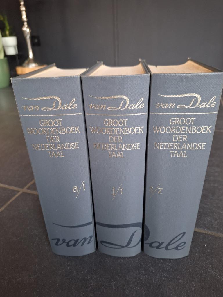 3-delige Van Dale Woordenboek, Boeken, Woordenboeken, Gelezen, Nederlands, Van Dale, Ophalen of Verzenden