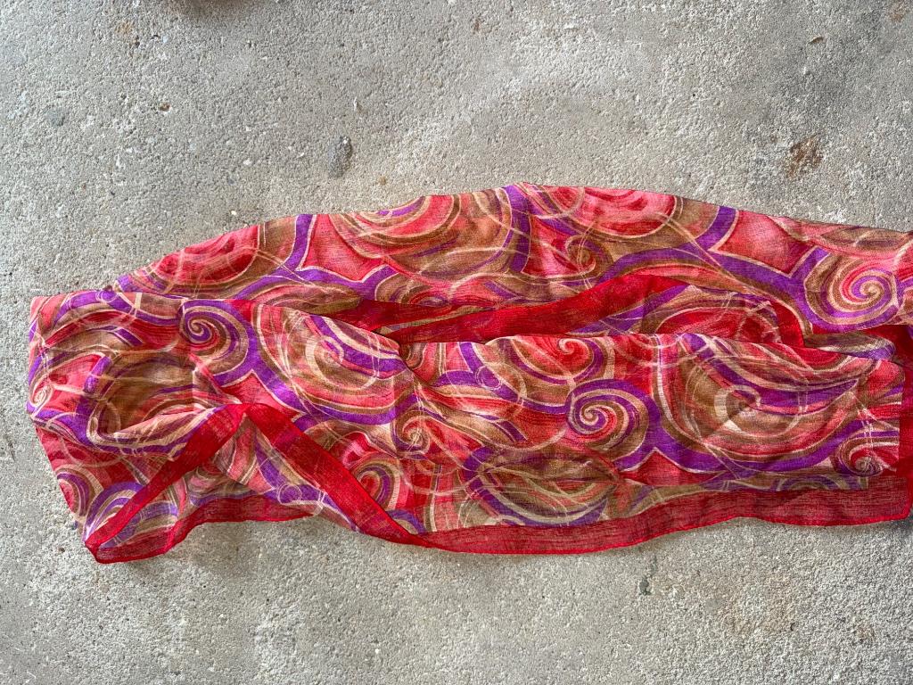 Foulard multicolore, Ophalen of Verzenden, Zo goed als nieuw