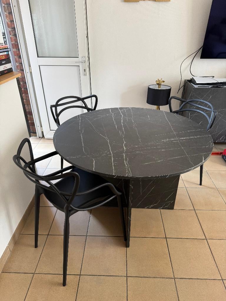 Ronde eettafel dia. 110 cm zwart marmereffect, Ophalen, 100 tot 150 cm, Rond, Zo goed als nieuw