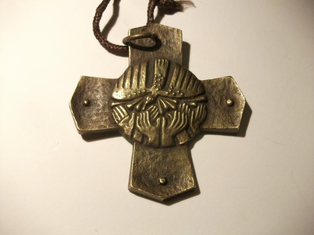 Bronzen kruisje hanger met psalmtekst, Enlèvement ou Envoi, Comme neuf, Bijoux