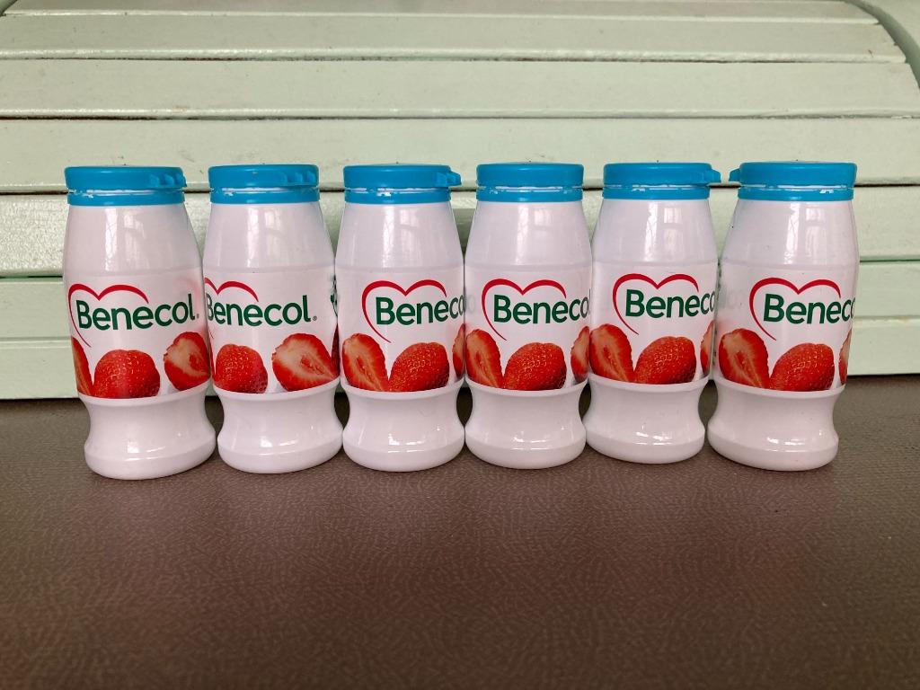 Kleine potjes drinkyoghurt (6 stuks) - ideaal voor een speel, Ophalen of Verzenden, Gebruikt, Kunststof, Speelkeuken-accessoire