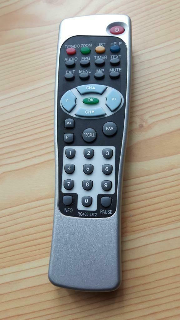 Afstandsbediening  RG405 DT2 SILVERCREST TUNER SAT PILOT, Audio, Tv en Foto, Afstandsbedieningen, Ophalen of Verzenden, Gebruikt