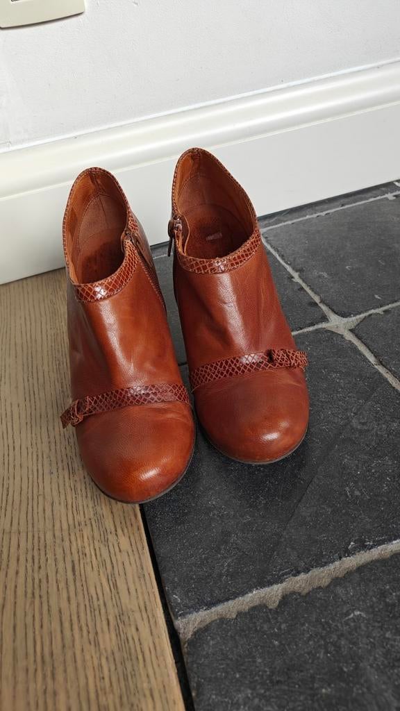 zapa negra camel kleurige pumps maat 37, Ophalen of Verzenden, Zo goed als nieuw
