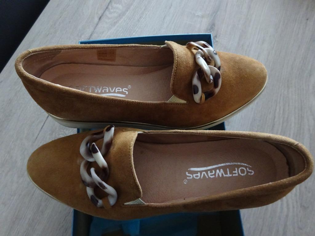 schoenen softwaves 38.5, Ophalen, Zo goed als nieuw, Overige kleuren, Instappers