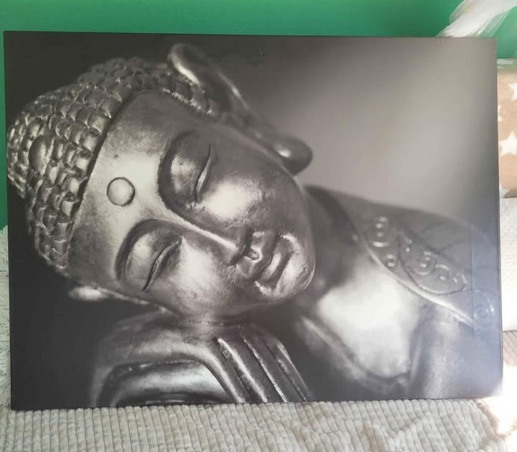 Bouddha au repos en toile, Enlèvement