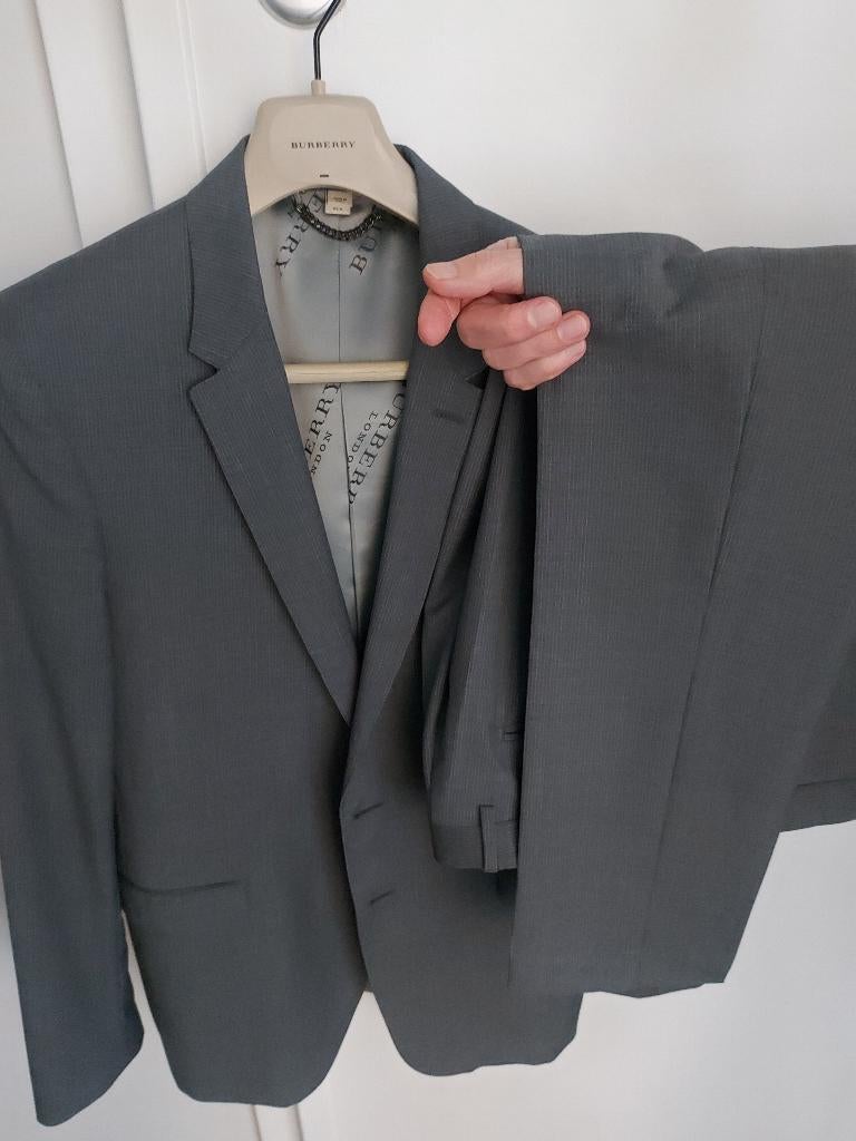 maatpak kostuum, Gris, Enlèvement ou Envoi, Burberry, Taille 52/54 (L)