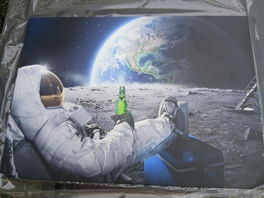 L'homme sur la lune, Enlèvement ou Envoi, Neuf