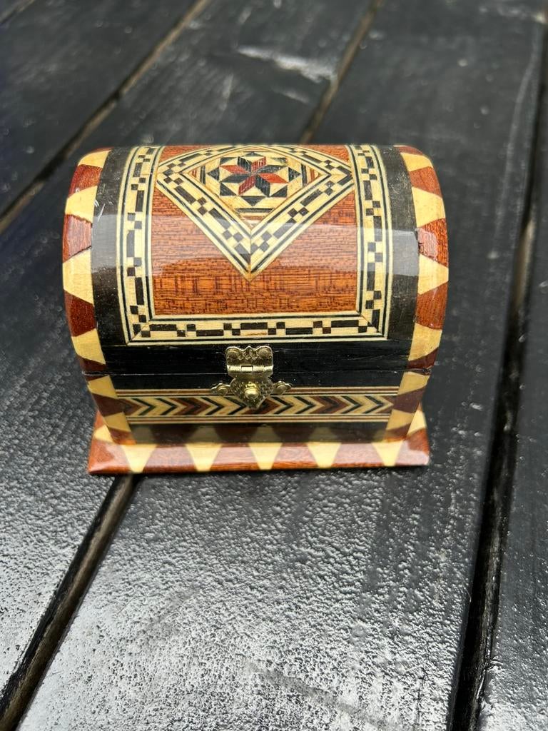 Boîte à bijoux, Enlèvement ou Envoi