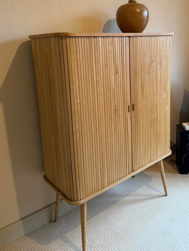ZUIVER barbier kast, Ophalen, Zo goed als nieuw