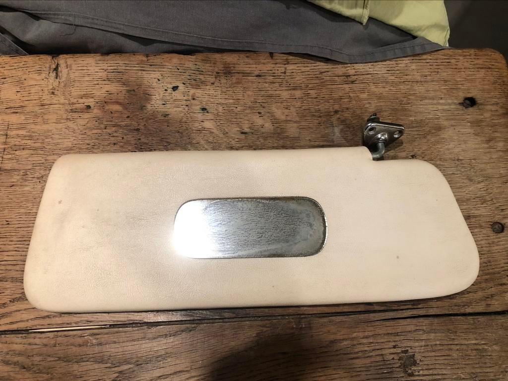 pare soleil droit pour Peugeot 404, Gebruikt, Peugeot
