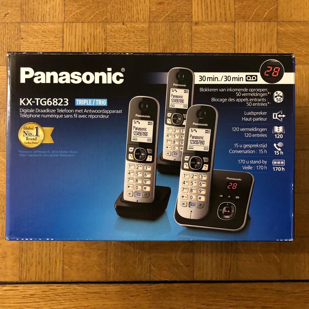 Panasonic trio mobiele telefoons., Telecommunicatie, Vaste telefoons | Handsets en Draadloos, Ophalen of Verzenden, Zo goed als nieuw