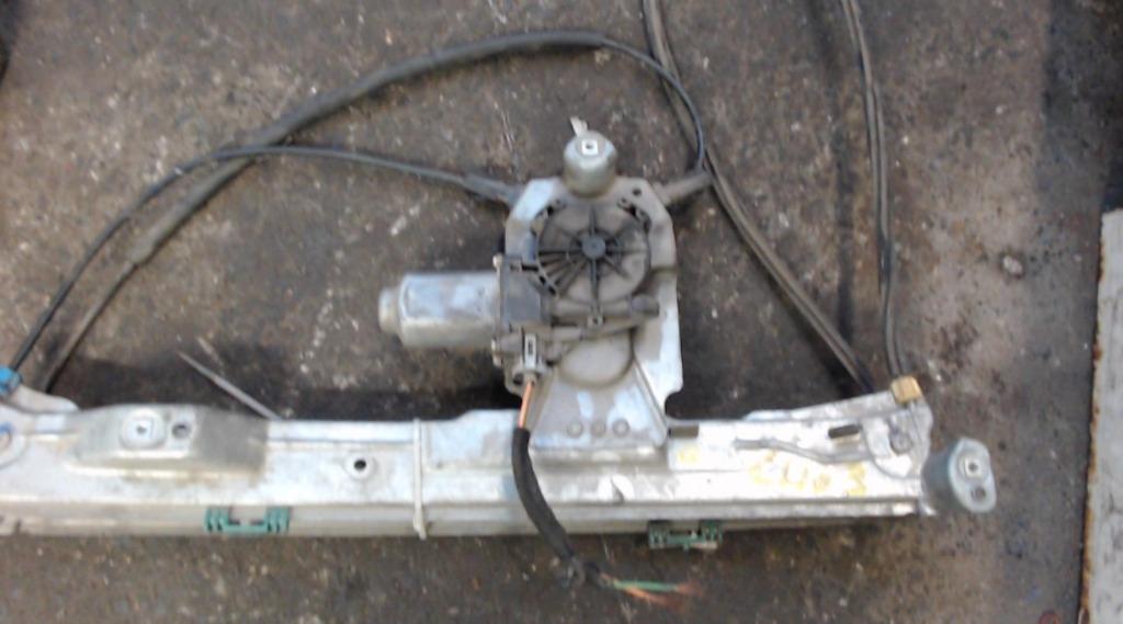 Lève vitre électrique avant gauche Renault Clio 2, Autos : Pièces & Accessoires, Vitres & Accessoires, Renault, Utilisé, Enlèvement ou Envoi