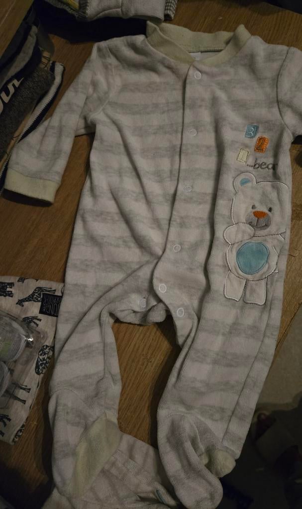 Pyjama 6 mois, Enfants & Bébés, Enlèvement ou Envoi, Comme neuf