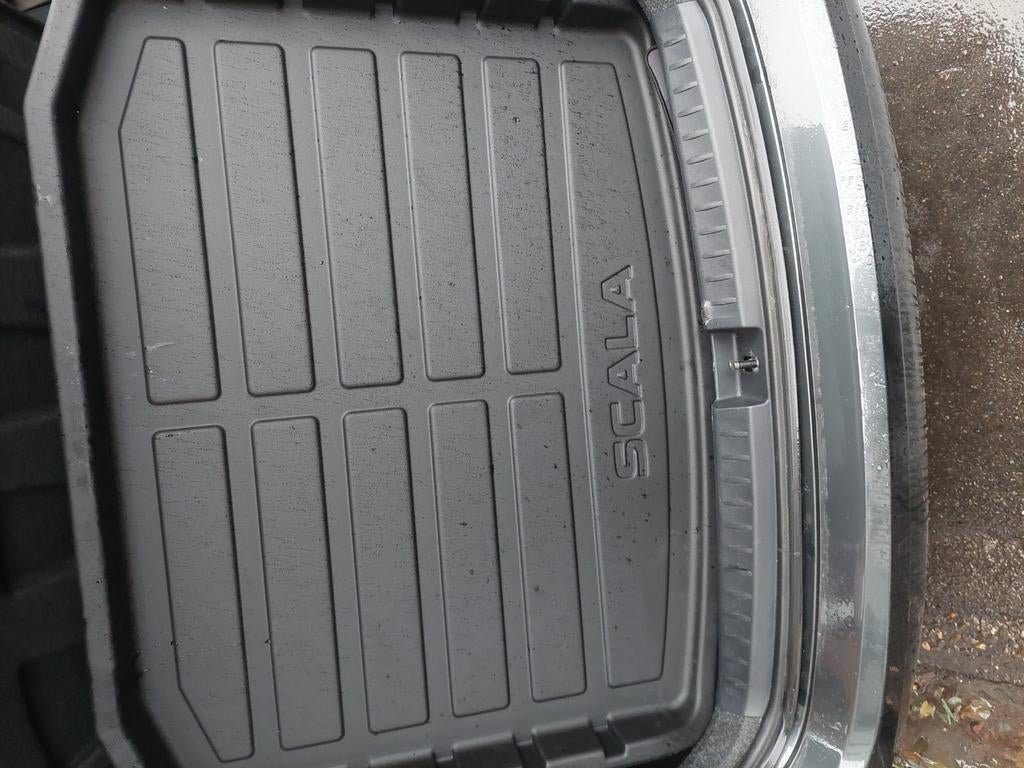 Tapis de coffre  Skoda, Autos : Pièces & Accessoires, Enlèvement ou Envoi, Skoda