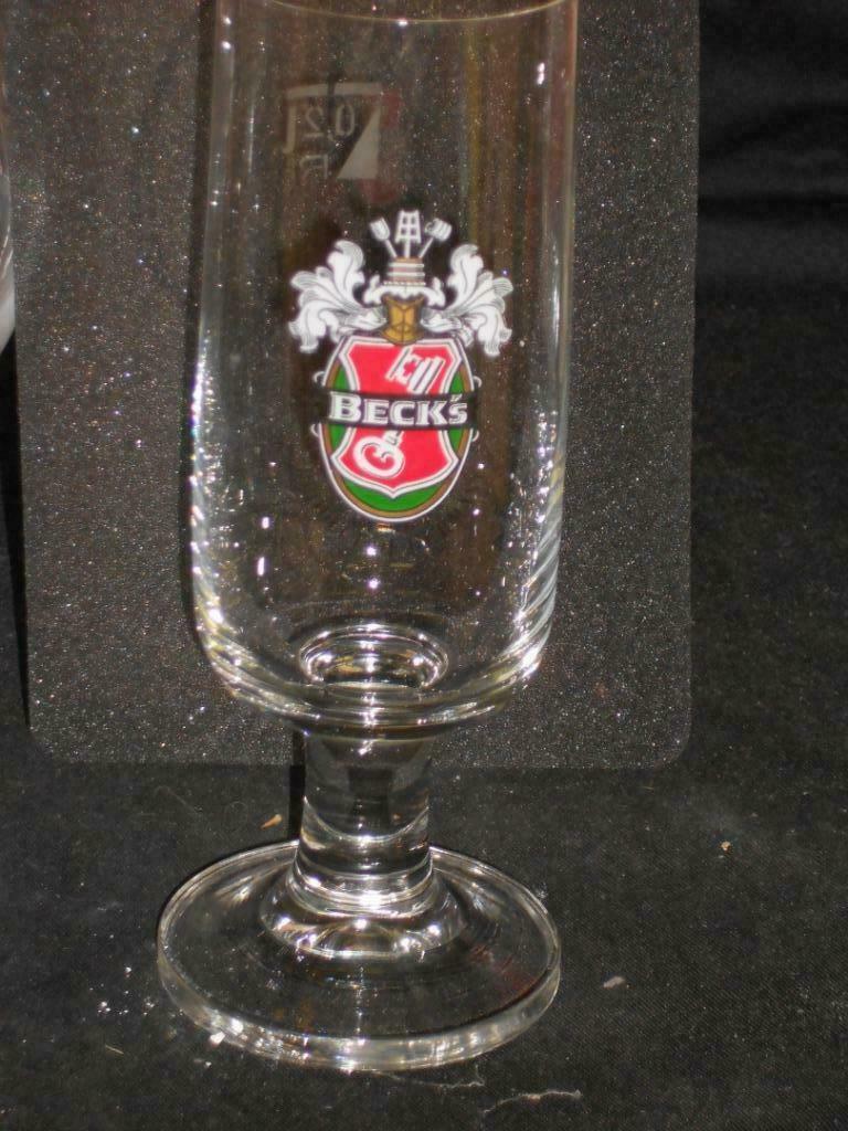 Bierglazen.Stella Artois.Emaille.Royal Crown.Stout. D 114, Verzamelen, Ophalen of Verzenden, Zo goed als nieuw, Glas of Glazen