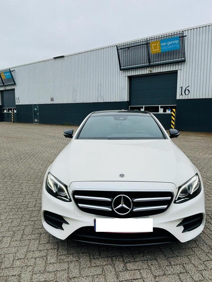 Mercedes E300de. Hybride/Diesel, 4 cilinders, 0 kg, Wit, Berline