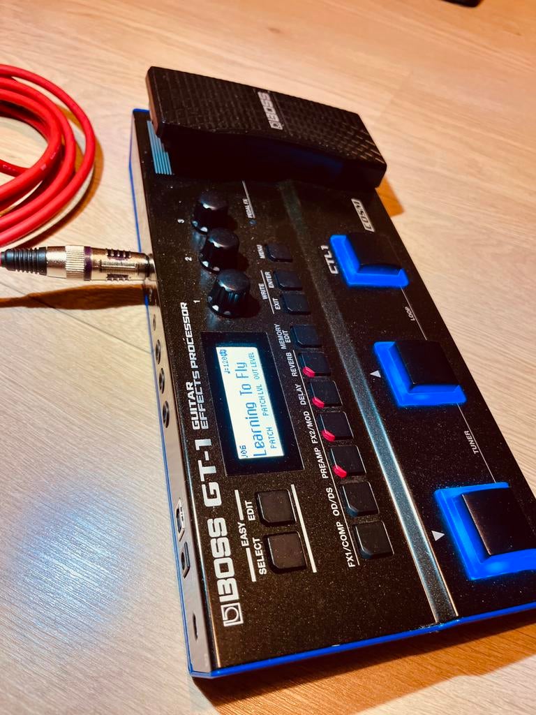 BOSS GT-1 Processeur d'effets pour guitare, Enlèvement ou Envoi, Comme neuf, Guitare