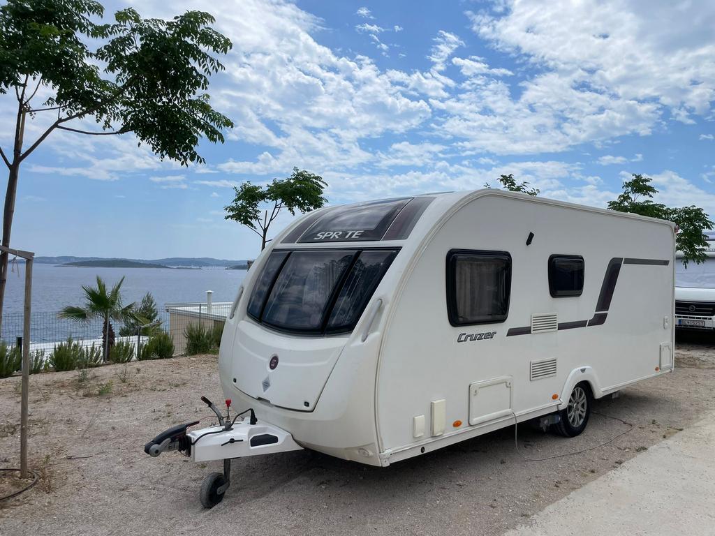 Caravan Sprite Cruzer, Caravans en Kamperen, Caravans, Vast bed, Airco, Treinzit, Particulier