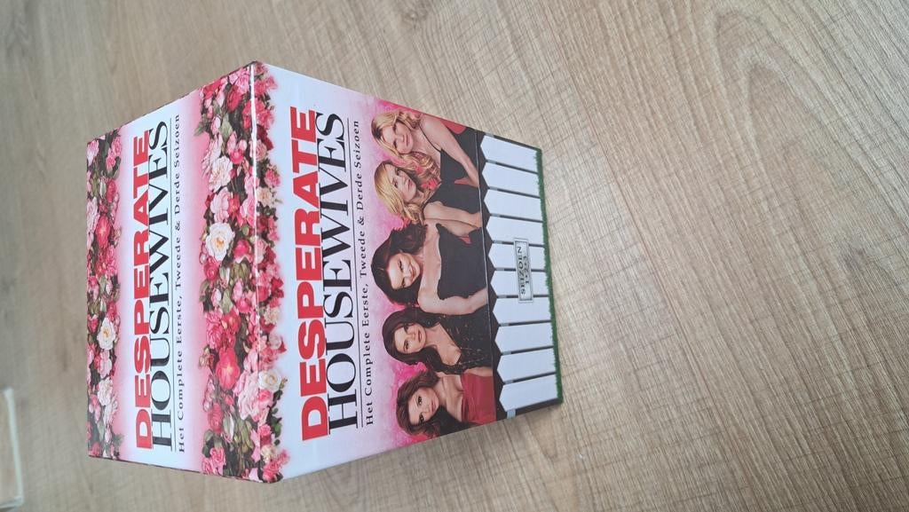 Desperate Housewives Collector's Box, Ophalen of Verzenden, Zo goed als nieuw